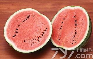 吃脆瓜吐籽,吐籽乐趣无穷