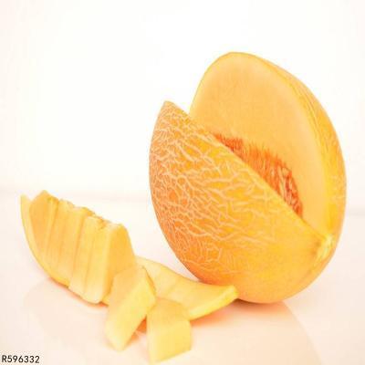 哈密瓜月子可以吃,哈密瓜的营养美味与适宜食用指南