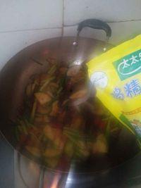 小圈吃瓜酱